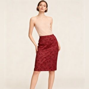 Max & Co couture red pencil skirt with embroidery